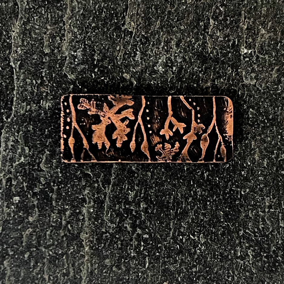 Seaweed Etched Brooch Pendant b