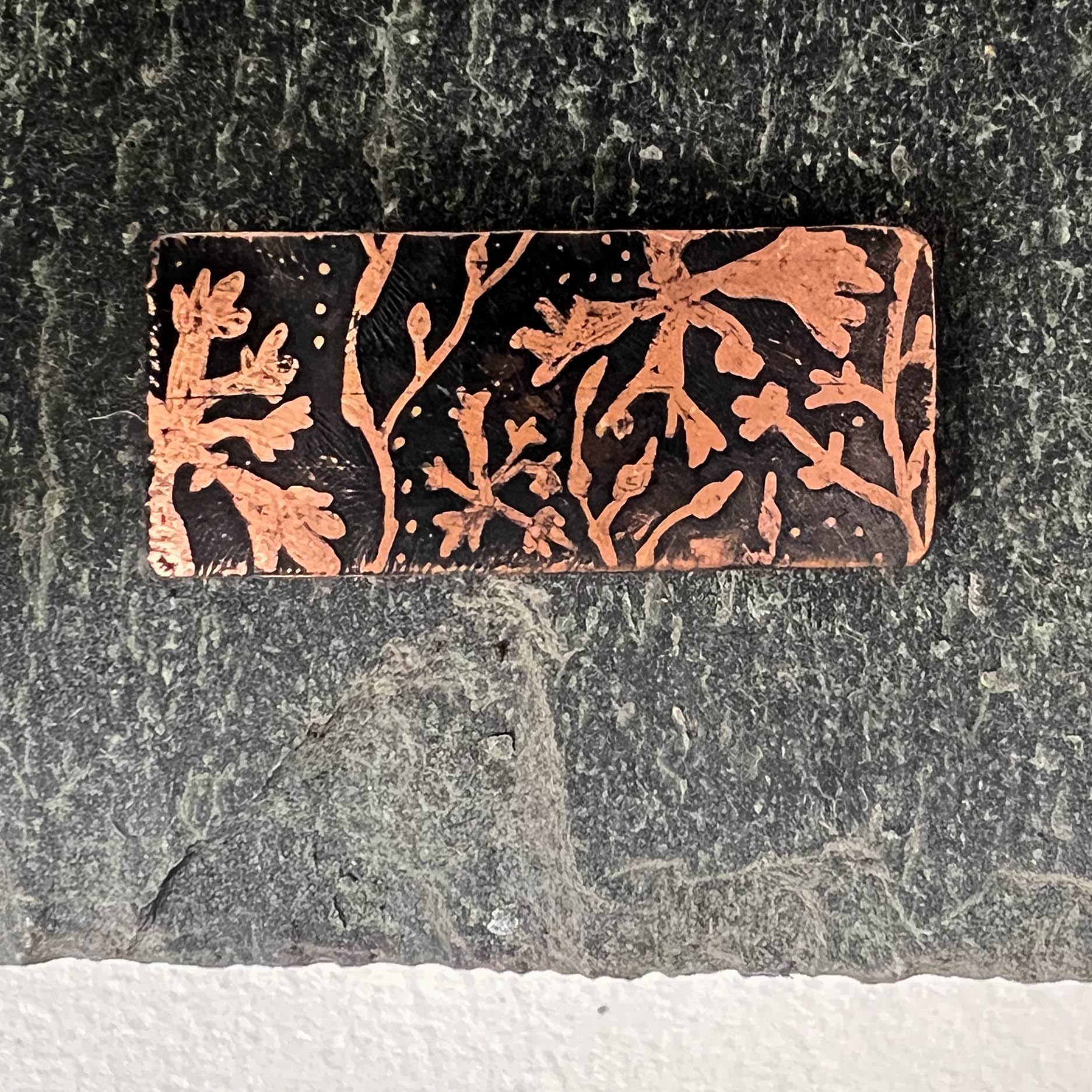 Seaweed Etched Brooch Pendant c