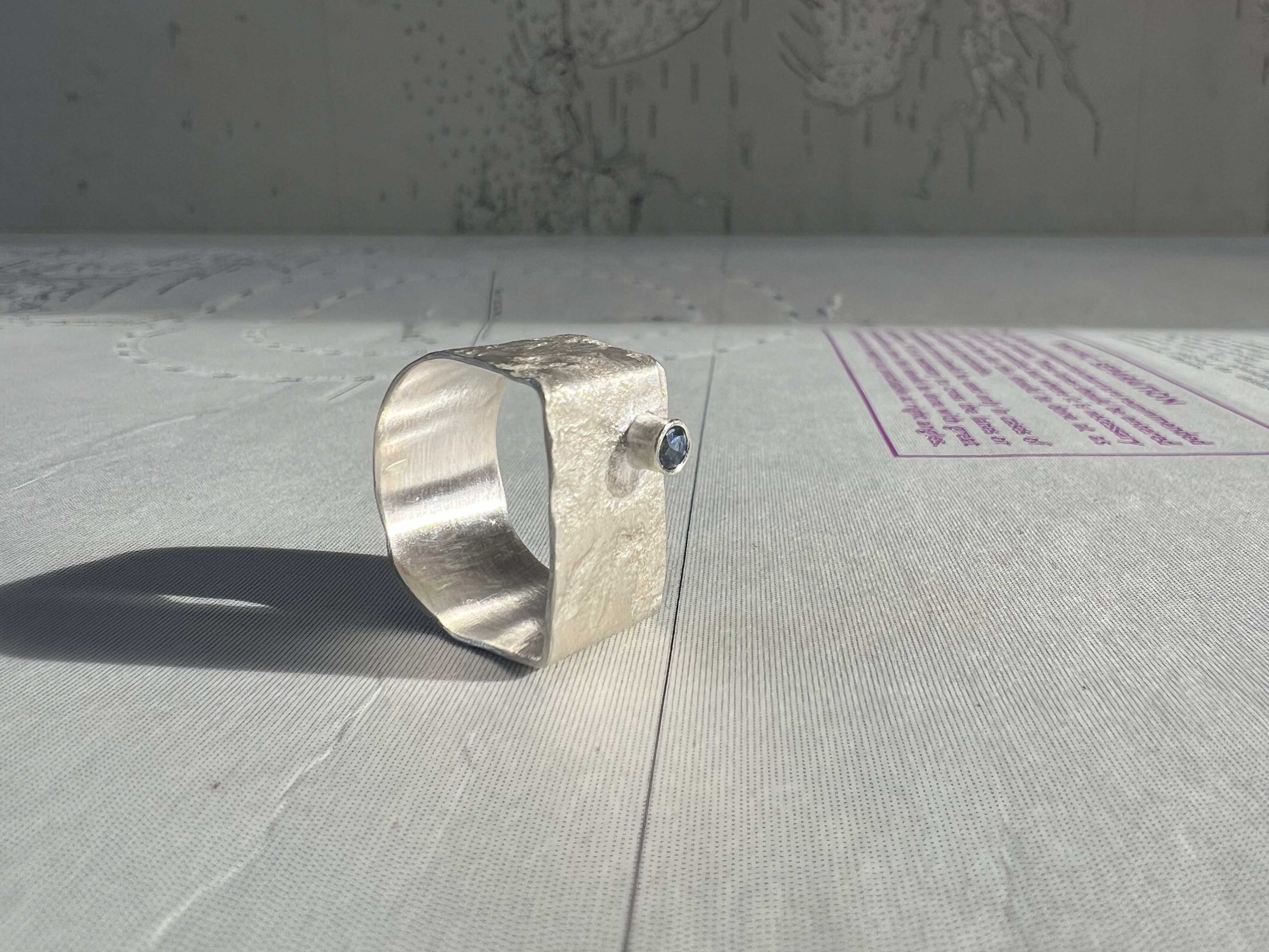 Granite & Cornflower blue sapphire ring 4